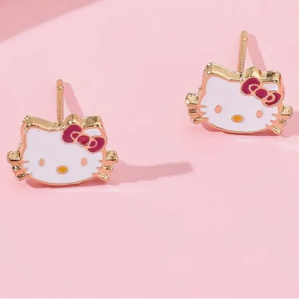 🆕SANRIO: Dainty Hello Kitty Gold Plated Post Earrings 🐱 - Picture 3 of 6